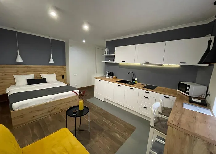Scandic Apartments-feels Like Home! Διαμέρισμα Λβιβ